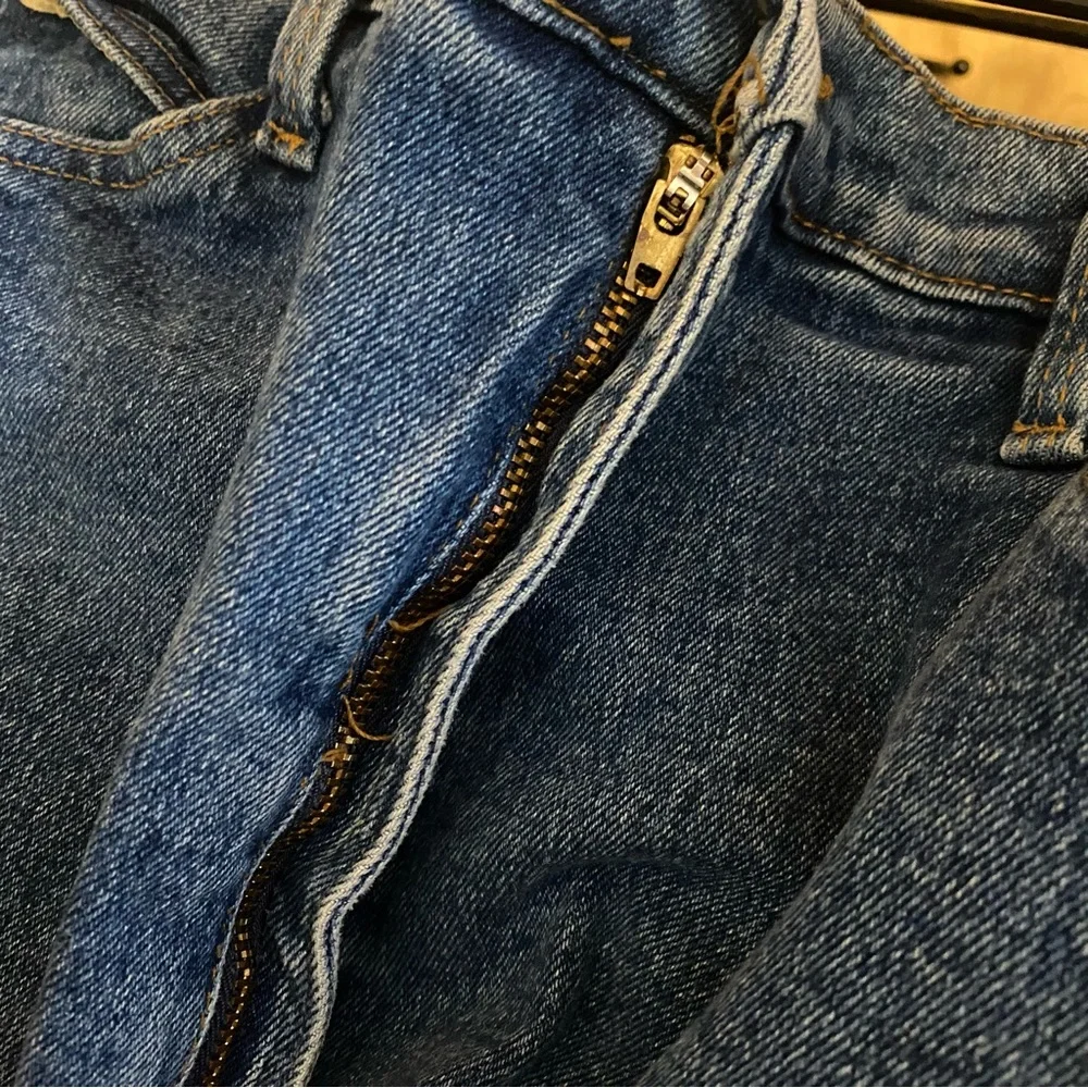 Action West Jeans - Picture 10 of 12